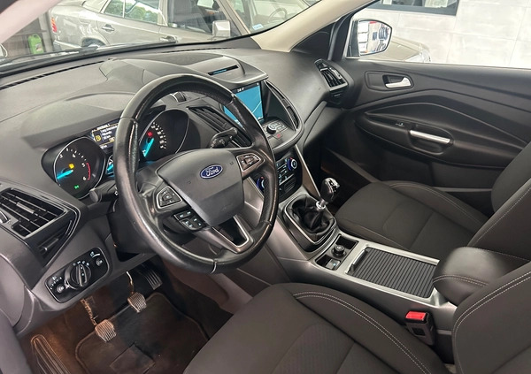 Ford Kuga cena 69900 przebieg: 76297, rok produkcji 2018 z Wyszków małe 781
